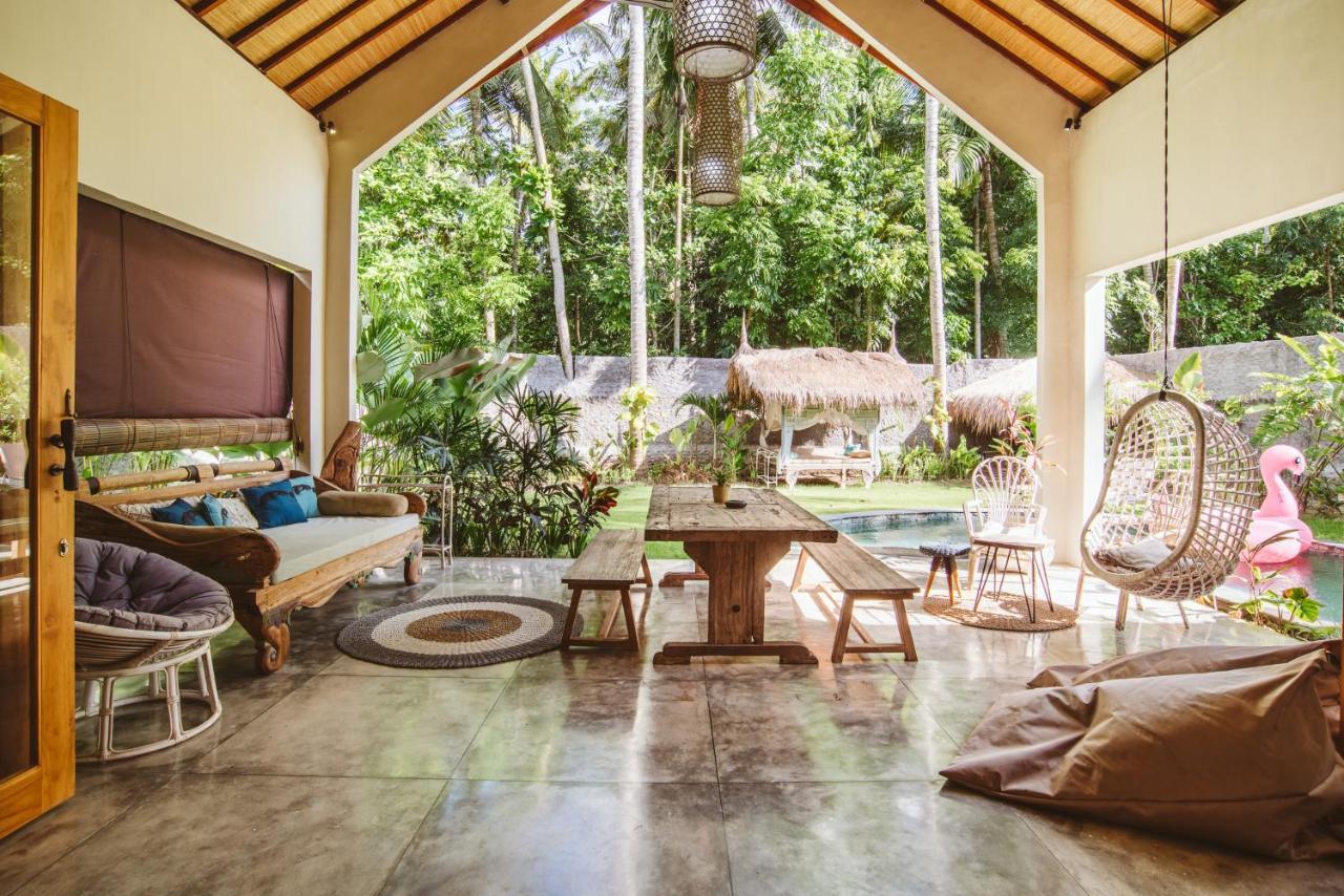 Отель Mana Eco Retreat Kuta  Экстерьер фото